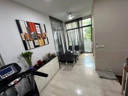 The Silver Spurz (D19), Semi-Detached #471229381